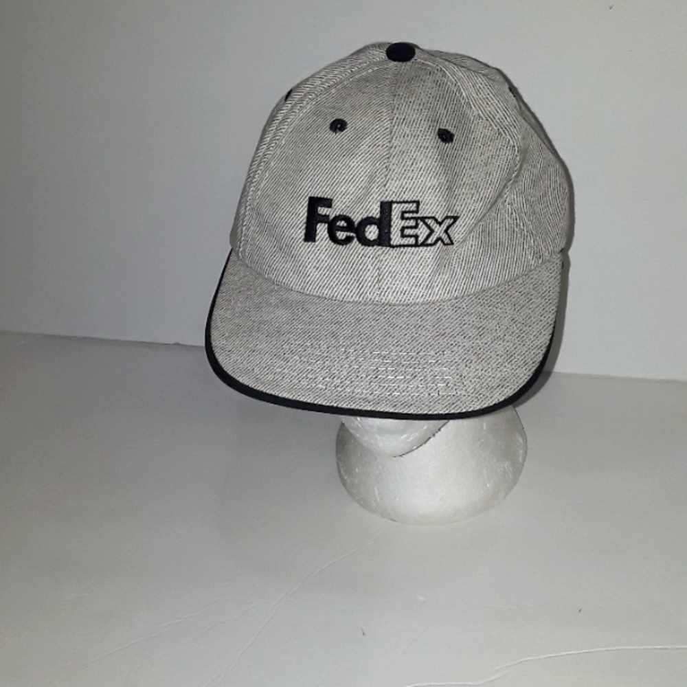 c VTG. FEDEX LOGO EMBROIDERED GRAY W/ BLACK MESH HAT ONE SIZE FITS LEGEND USA